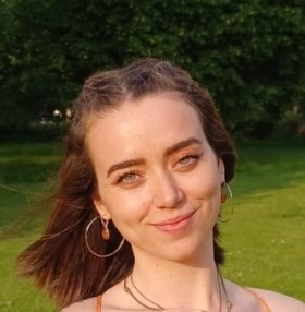 Head and shoulders photo of Lucy